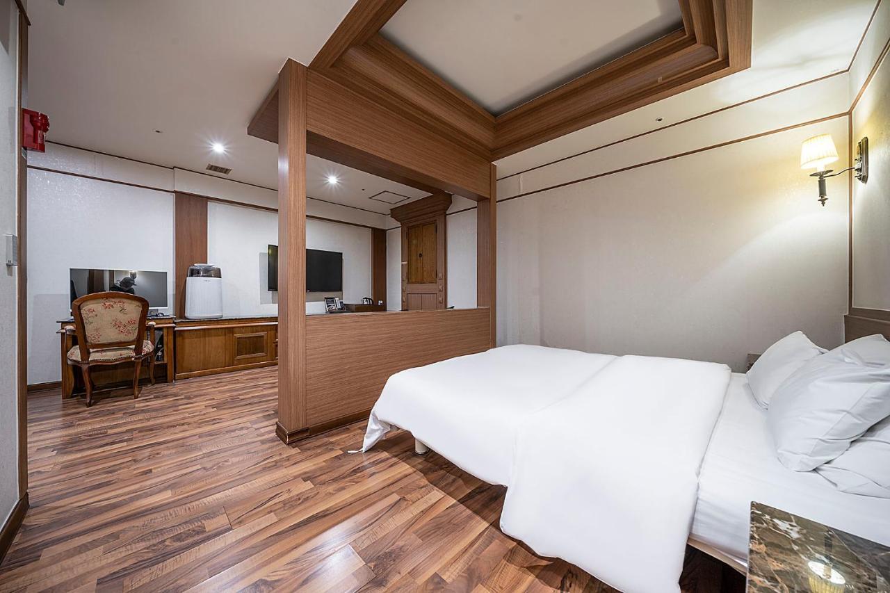 Hotel Cullinan Yongin Exterior foto